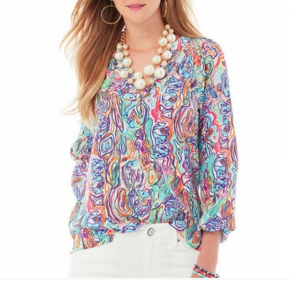 Lilly Pulitzer Tops - Lilly Pulitzer Elsa - rare pattern what a catch